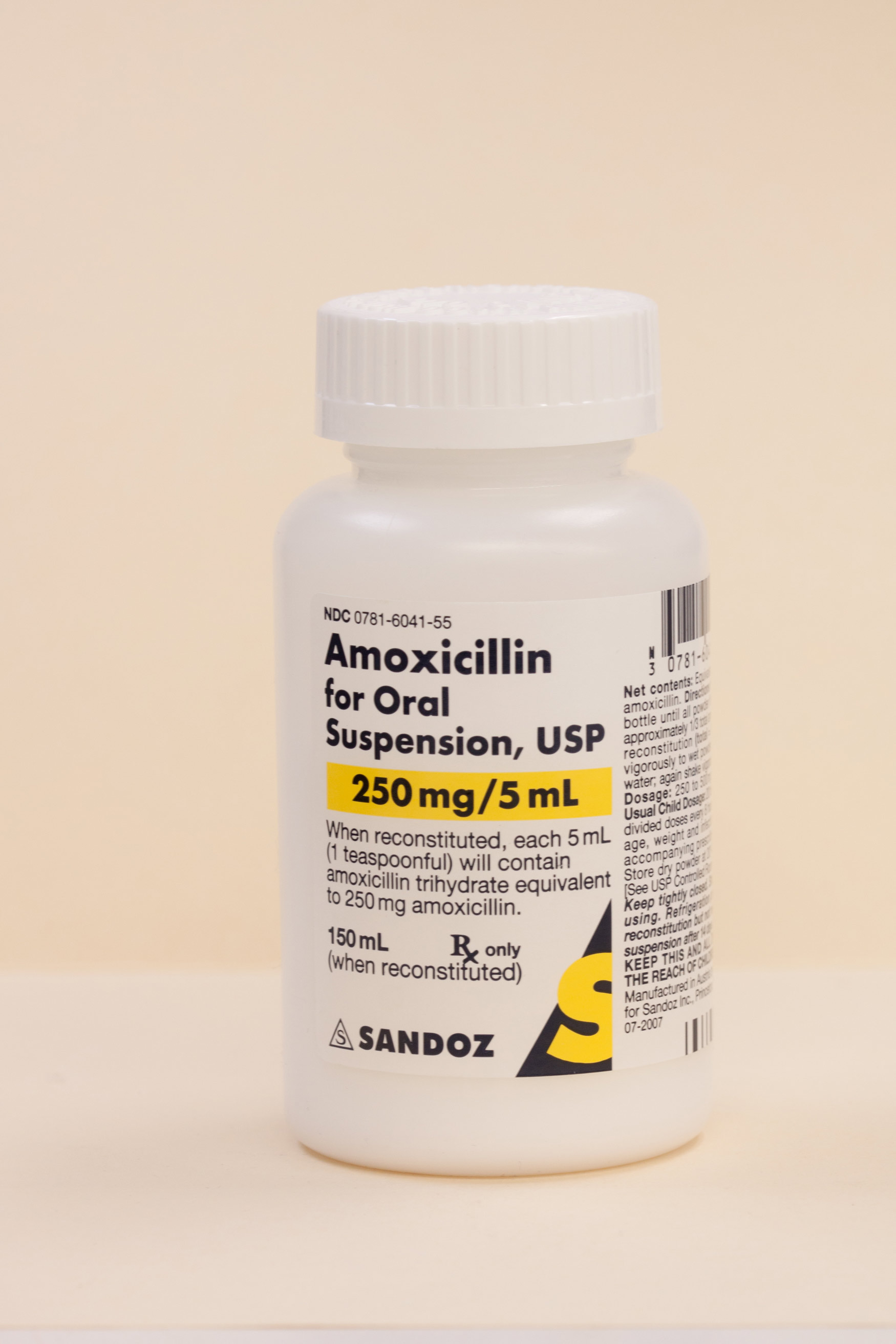 amoxicillin_195-9029.jpg
