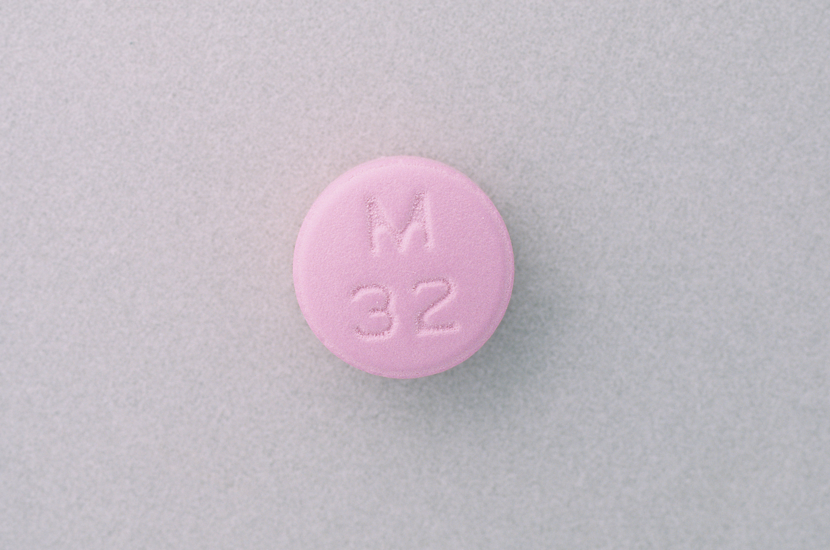 metoprolol-tartrate_195-1674.jpg