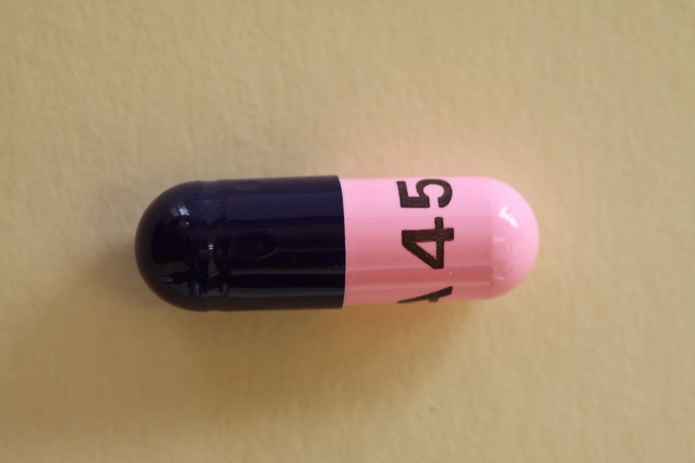 amoxicillin_195-9182.jpg