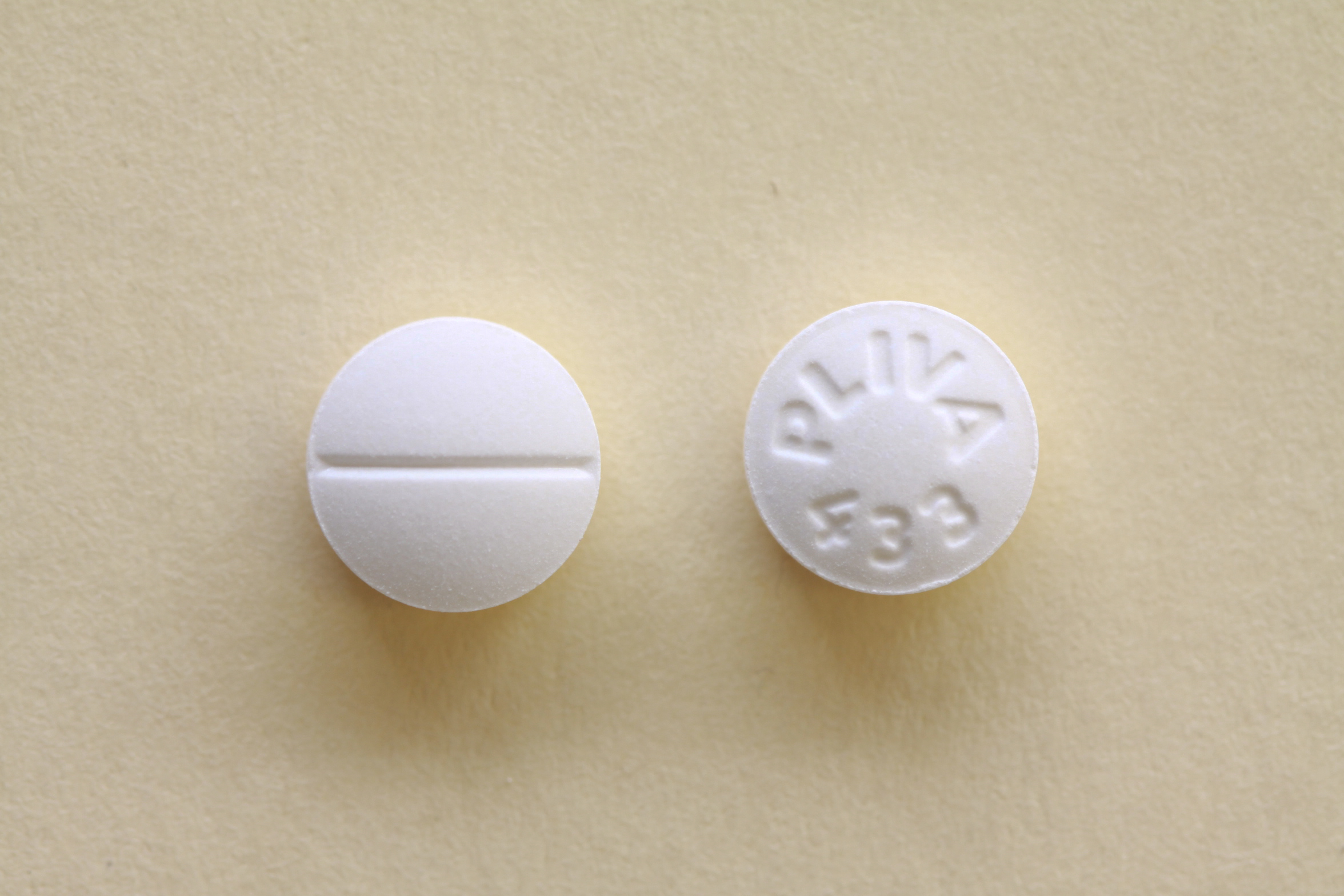 trazodone hcl_195-9199.jpg